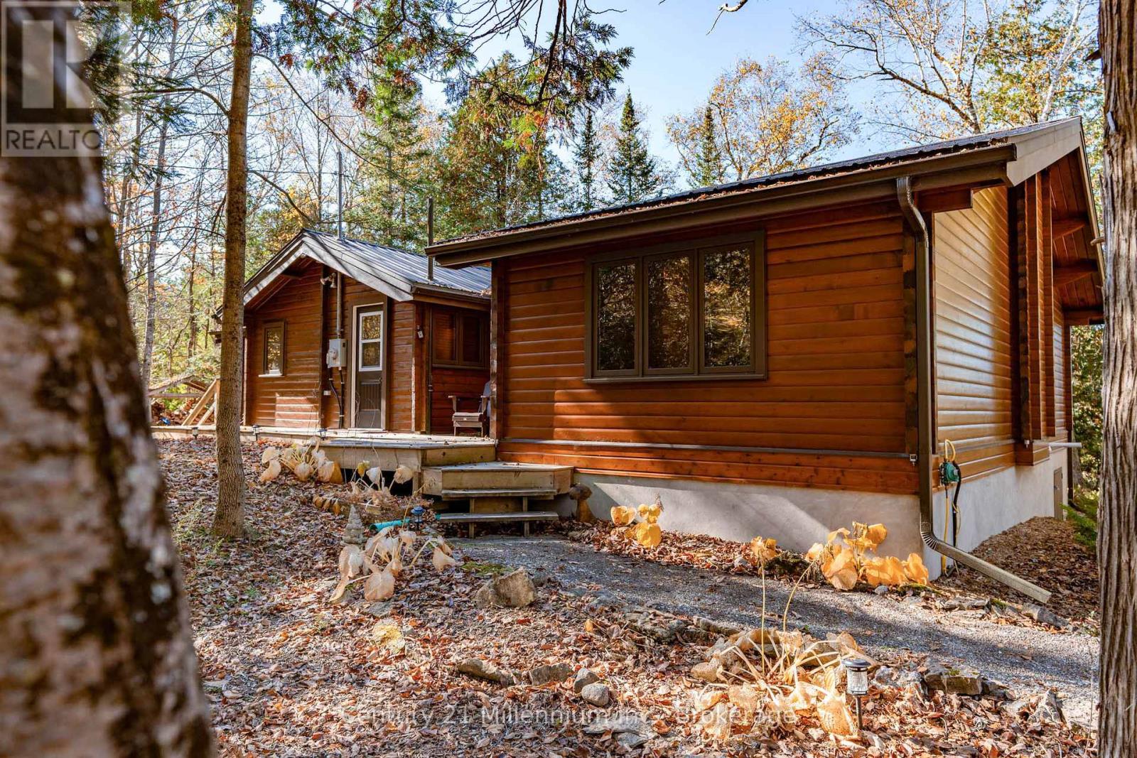 117 Sutherland Road, Georgian Bluffs, Ontario  N0H 2T0 - Photo 2 - X13064412