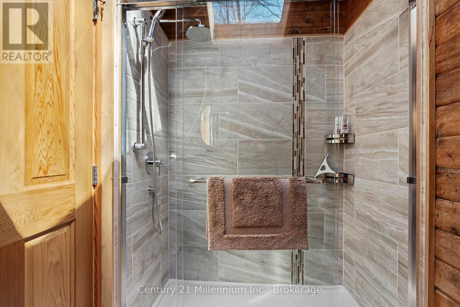 117 Sutherland Road, Georgian Bluffs, Ontario  N0H 2T0 - Photo 36 - X13064412