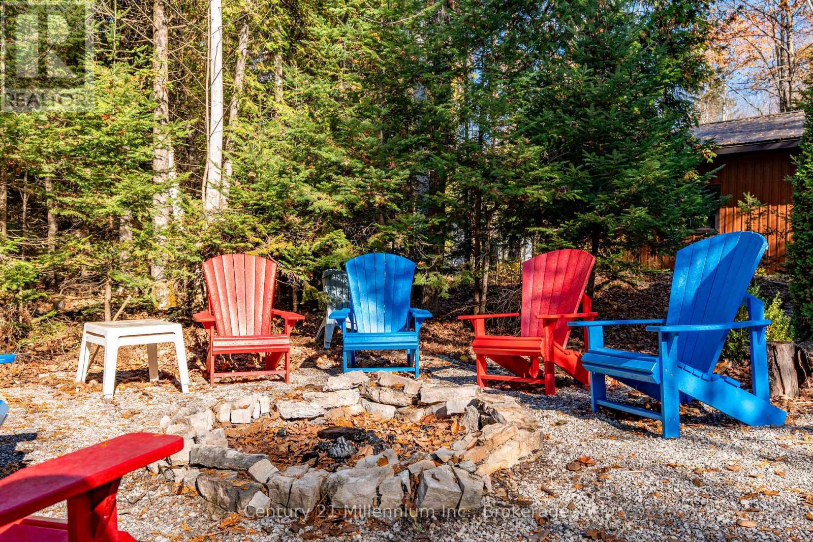 117 Sutherland Road, Georgian Bluffs, Ontario  N0H 2T0 - Photo 8 - X13064412