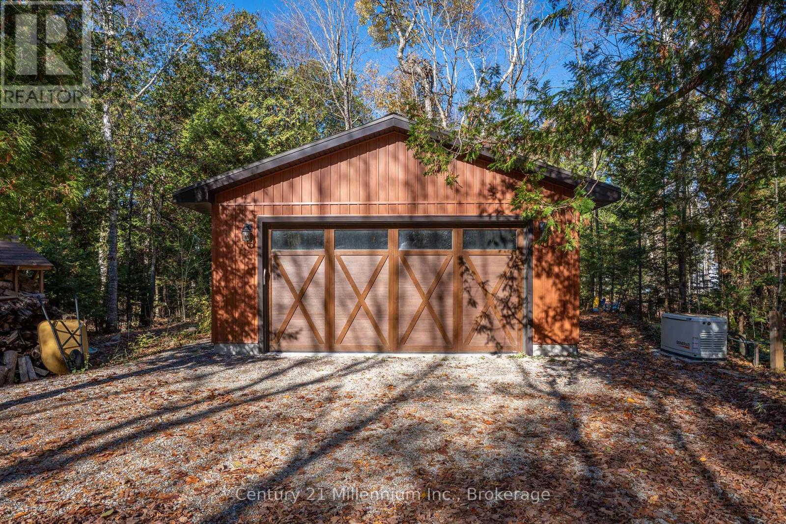 117 Sutherland Road, Georgian Bluffs, Ontario  N0H 2T0 - Photo 9 - X13064412