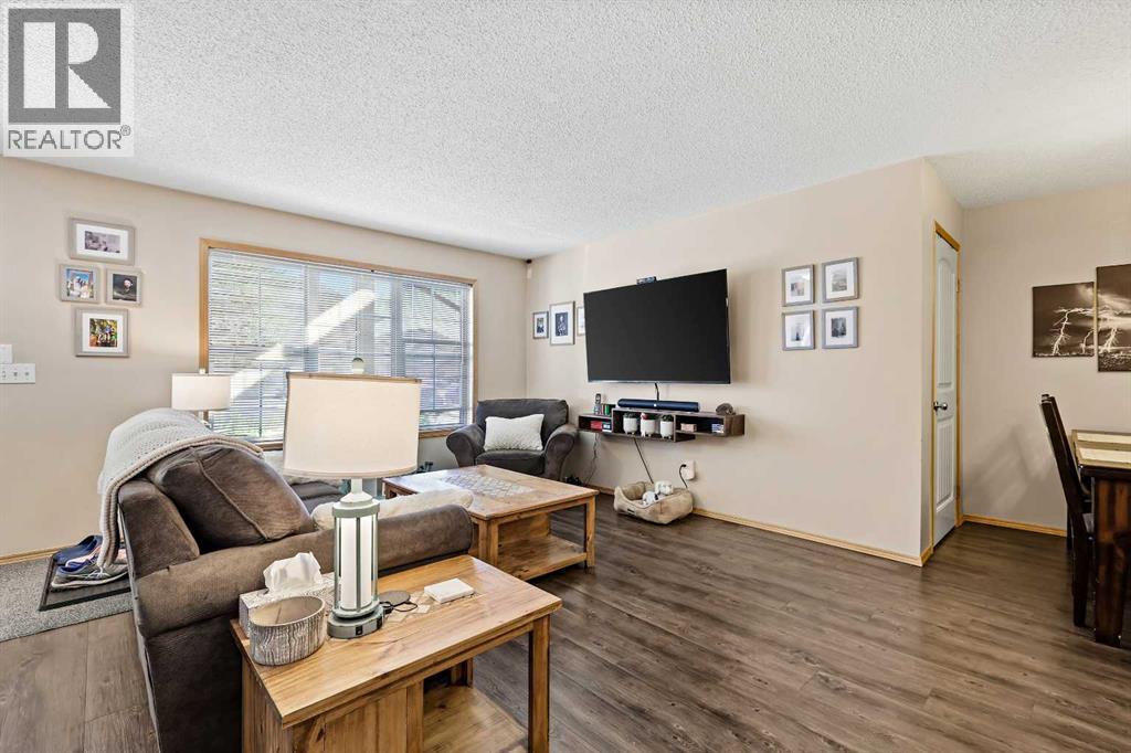 104, 15 Everridge Square SW, Calgary, Alberta  T2Y 5J5 - Photo 6 - A2297574