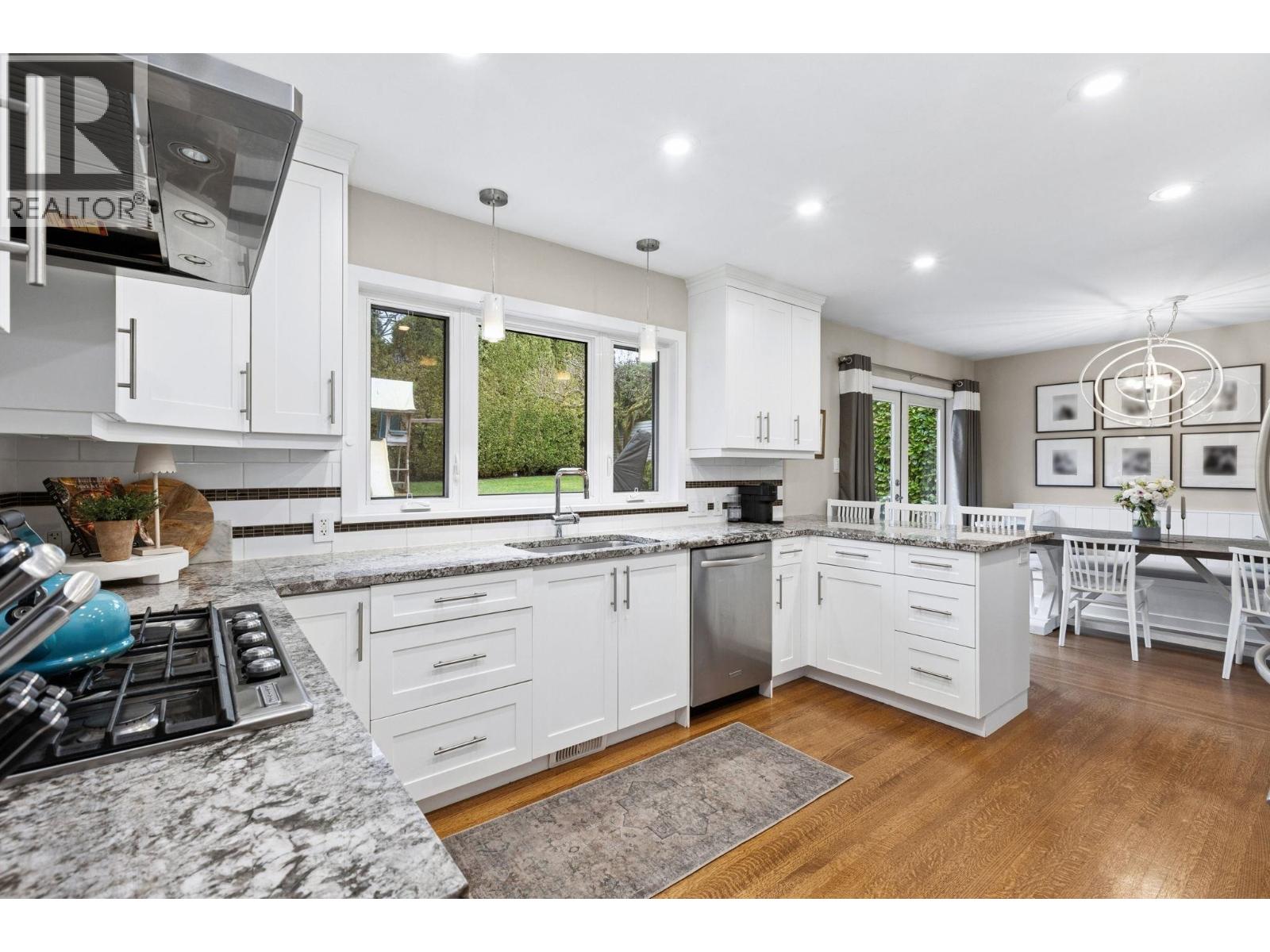 4384 Highland Boulevard, North Vancouver, British Columbia  V7R 2Z9 - Photo 14 - R3117827