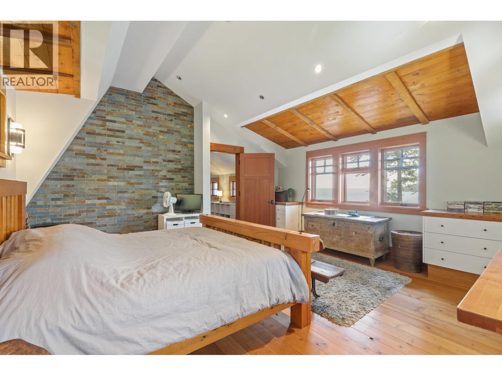 329 Esplanade Road, Keats Island, British Columbia  V0N 1G2 - Photo 17 - R3117830