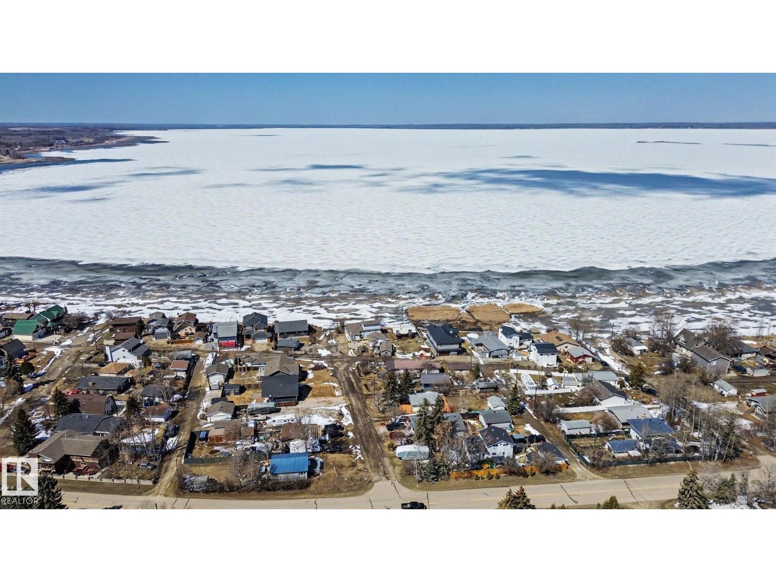 5015 57 St, Rural Lac Ste. Anne County, Alberta  T0E 0A0 - Photo 40 - E4484944