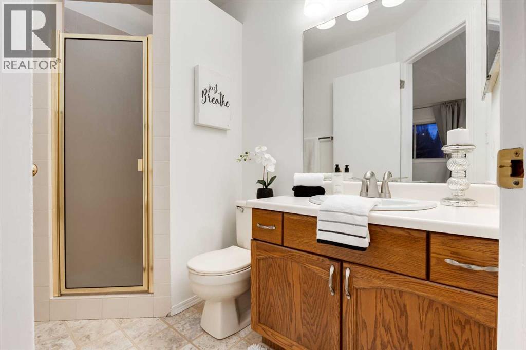 131 Deersaxon Circle Se, Calgary, Alberta  T2J 6V9 - Photo 25 - A2306193