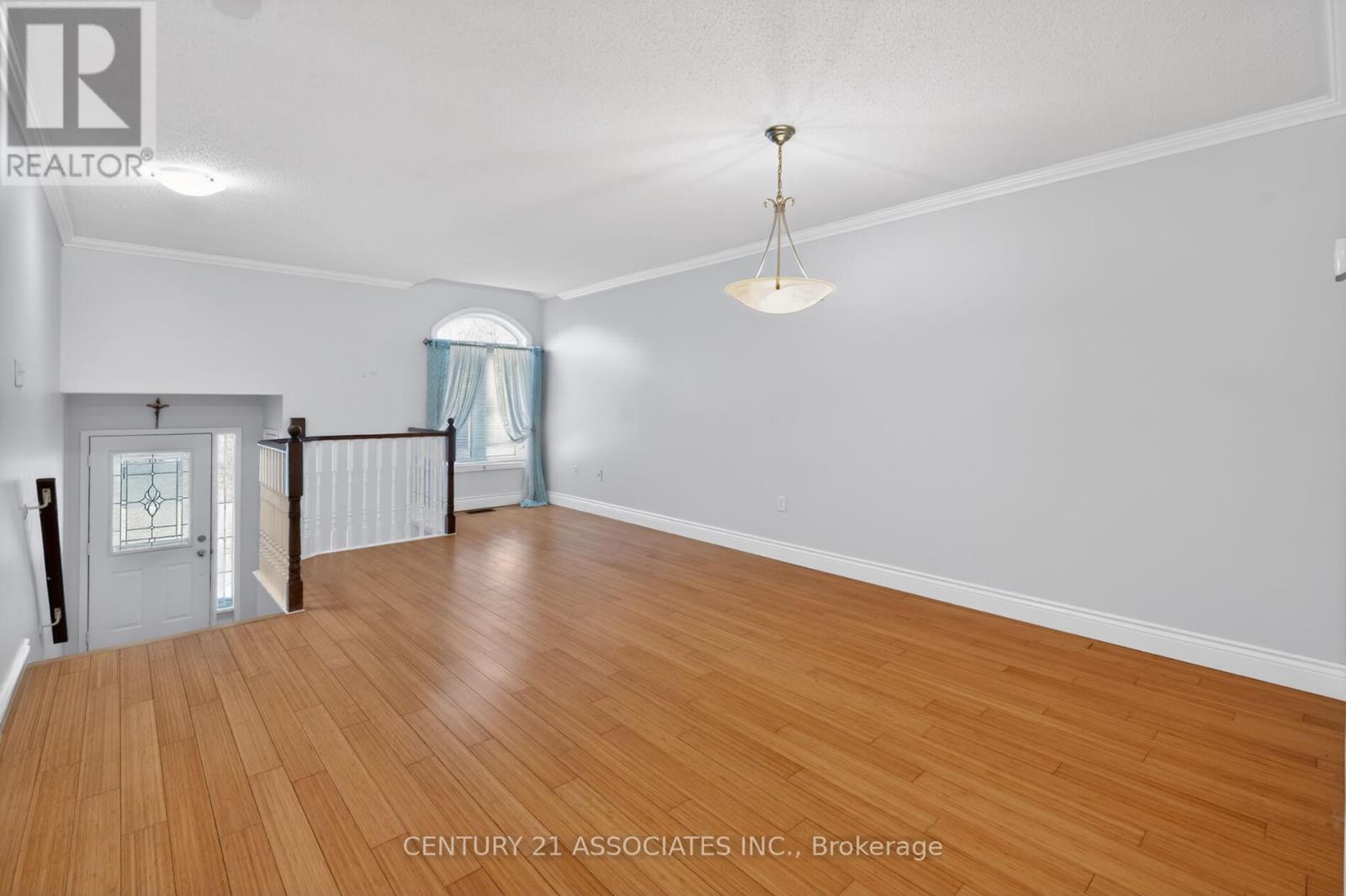 1817 Woodgate Court, Oshawa, Ontario  L1G 7Z1 - Photo 13 - E13064386