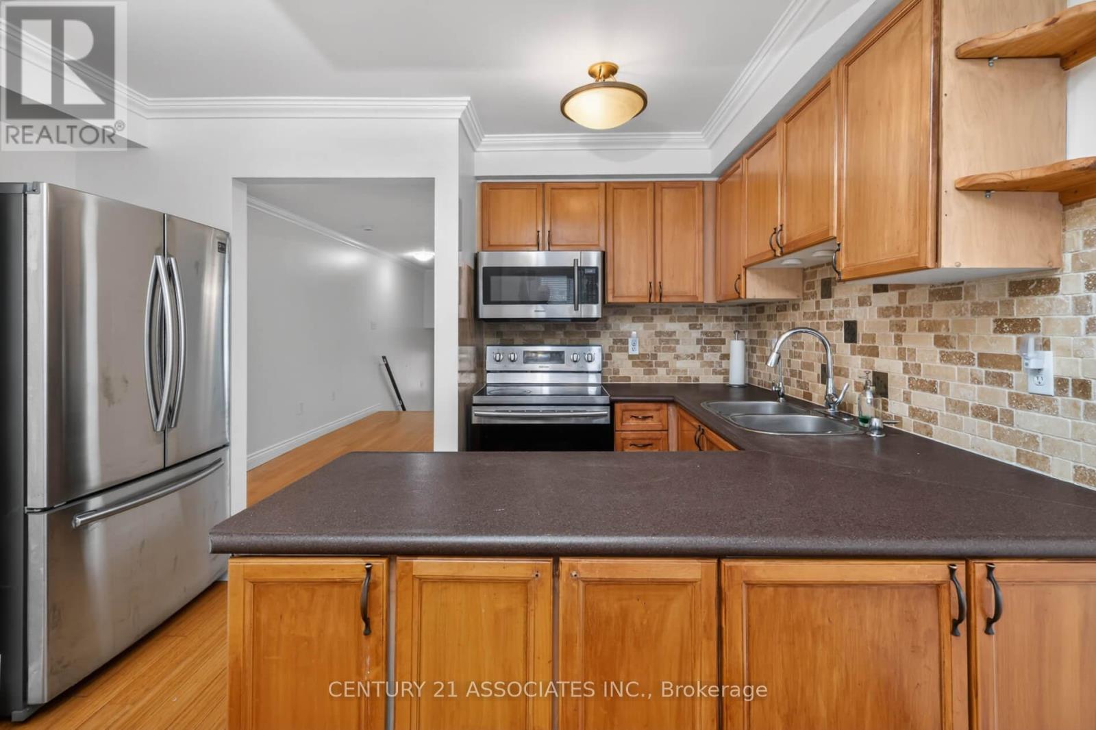 1817 Woodgate Court, Oshawa, Ontario  L1G 7Z1 - Photo 17 - E13064386