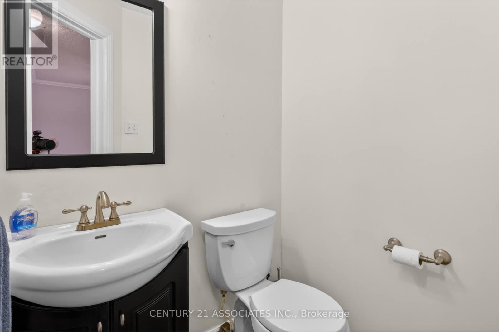 1817 Woodgate Court, Oshawa, Ontario  L1G 7Z1 - Photo 21 - E13064386