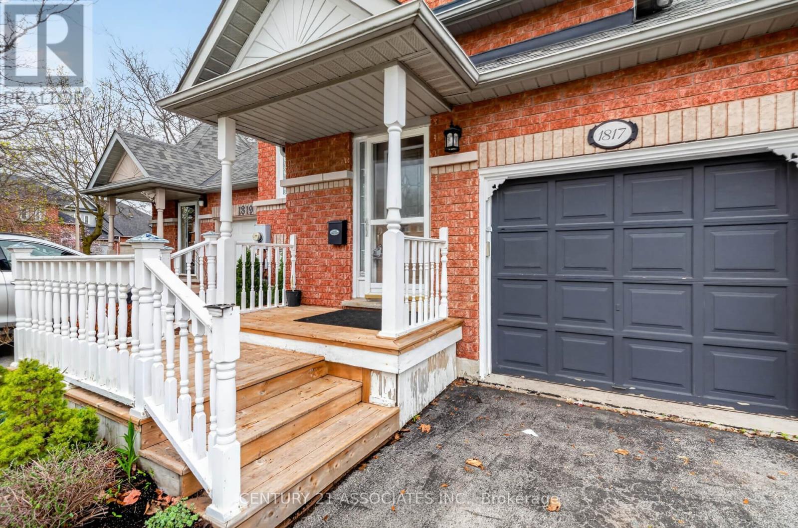 1817 Woodgate Court, Oshawa, Ontario  L1G 7Z1 - Photo 3 - E13064386