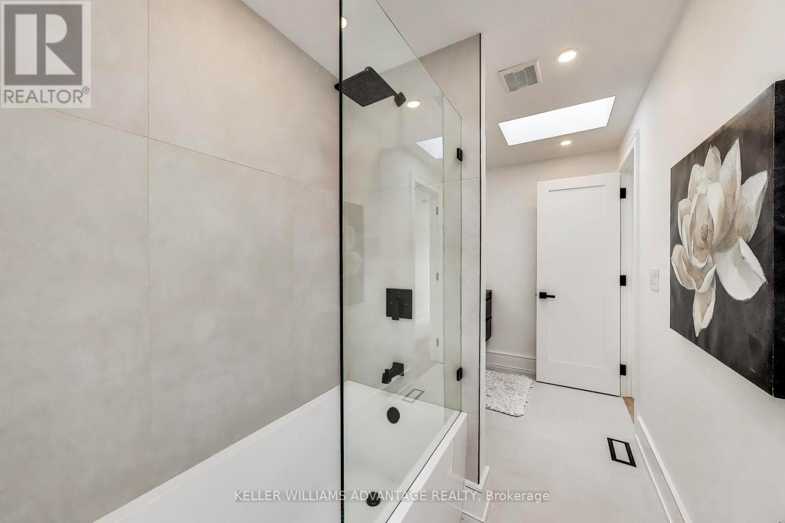 104 Yardley Avenue, Toronto, Ontario  M4B 2B1 - Photo 28 - E13064434