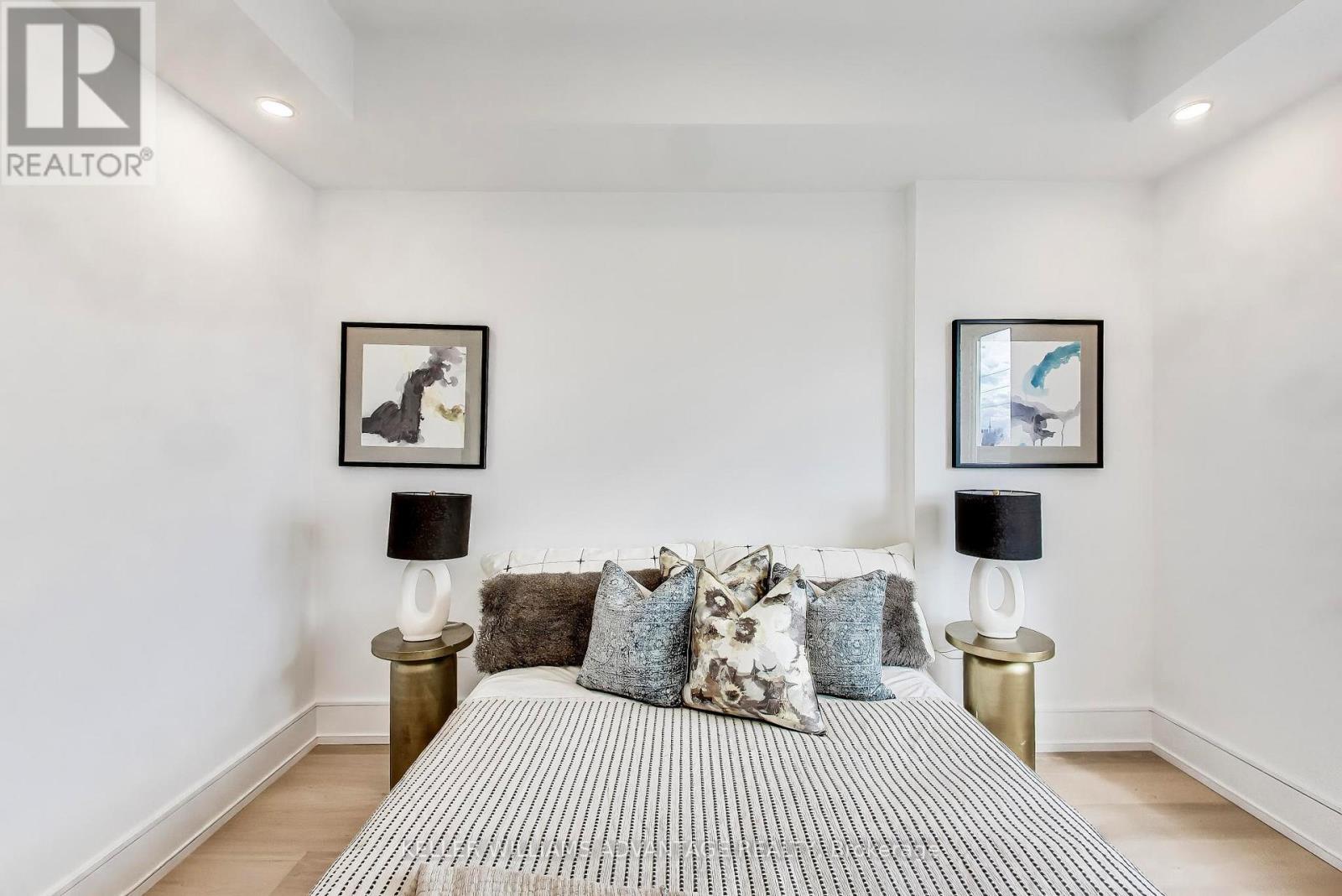104 Yardley Avenue, Toronto, Ontario  M4B 2B1 - Photo 30 - E13064434