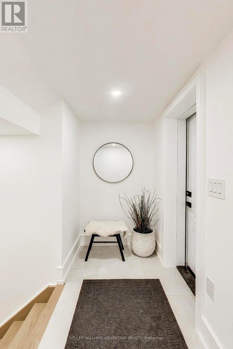 104 Yardley Avenue, Toronto, Ontario  M4B 2B1 - Photo 43 - E13064434