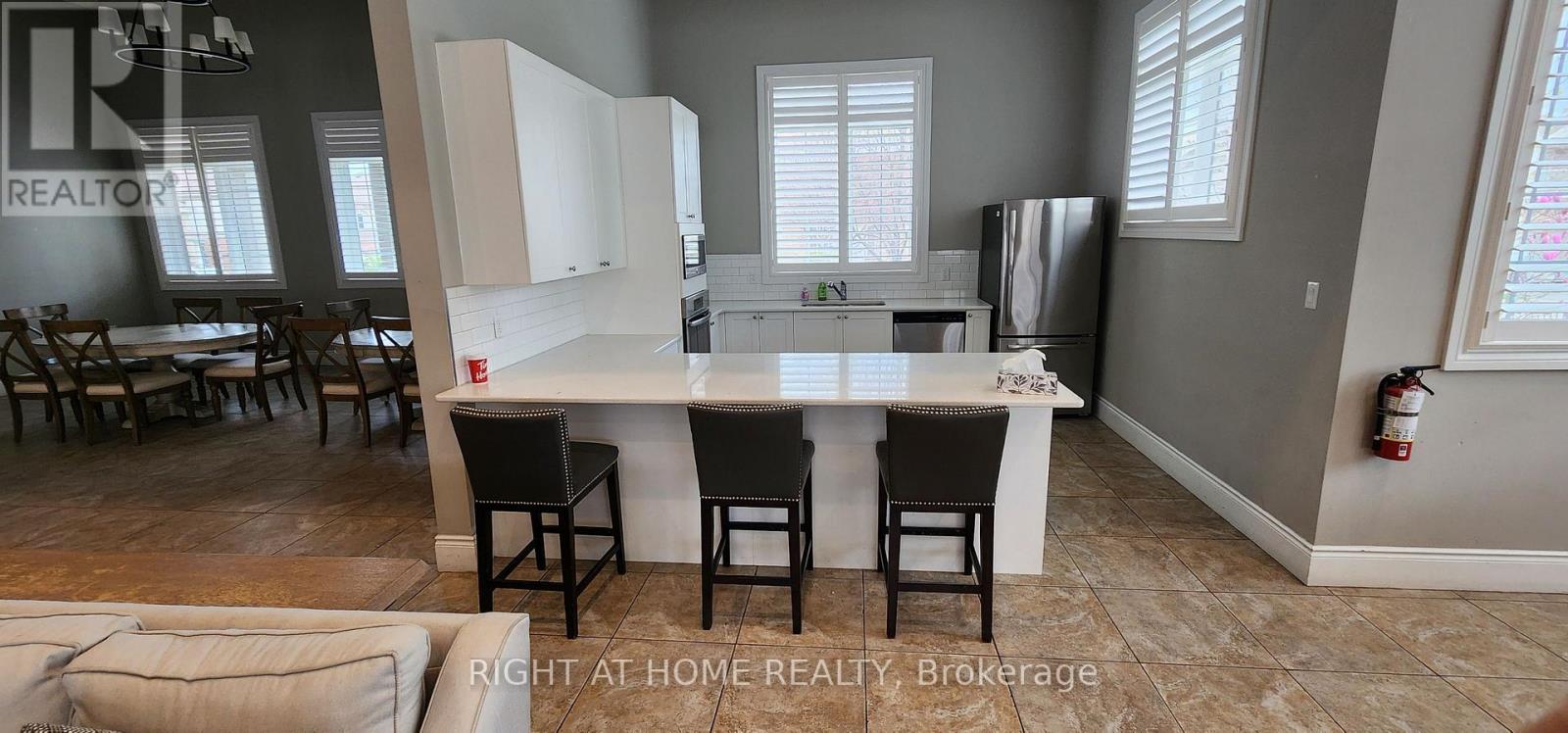 404 - 1460 Main Street E, Milton, Ontario  L9T 8W5 - Photo 25 - W13061054