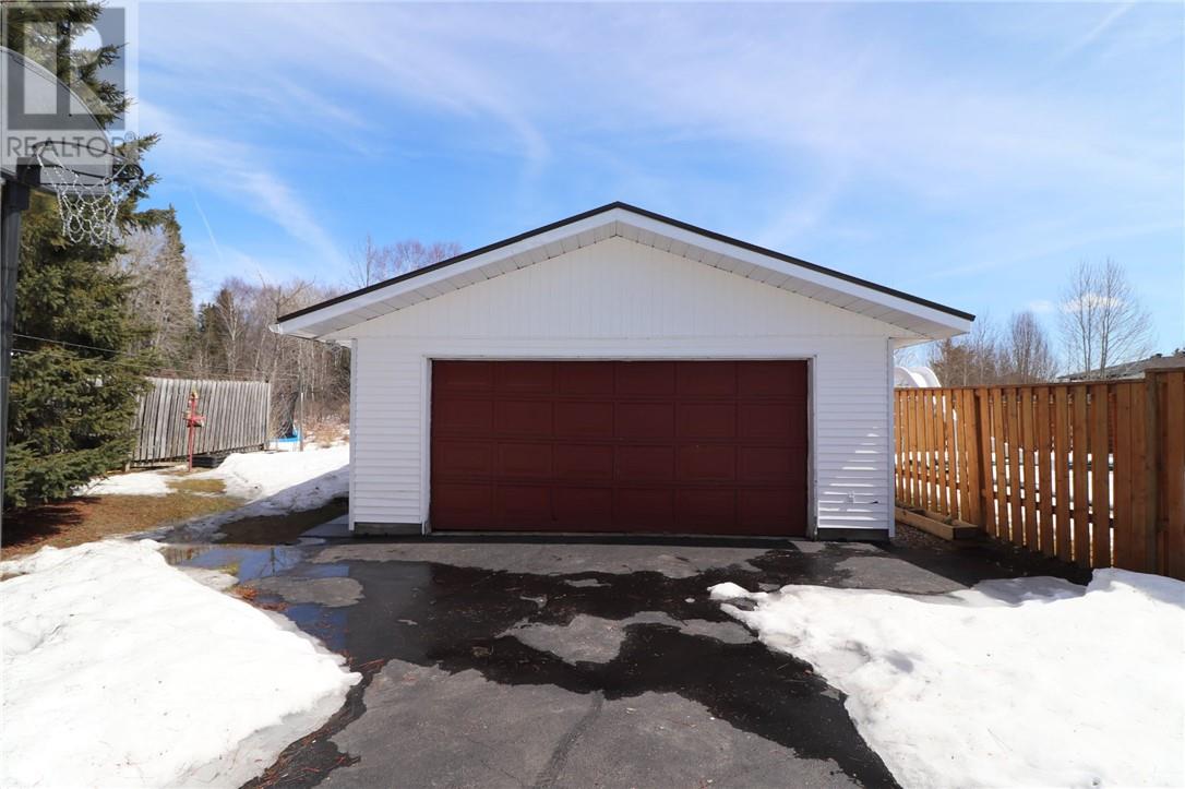 3274 Percy Avenue, Val Caron, Ontario  P3N 1A3 - Photo 37 - 2127192