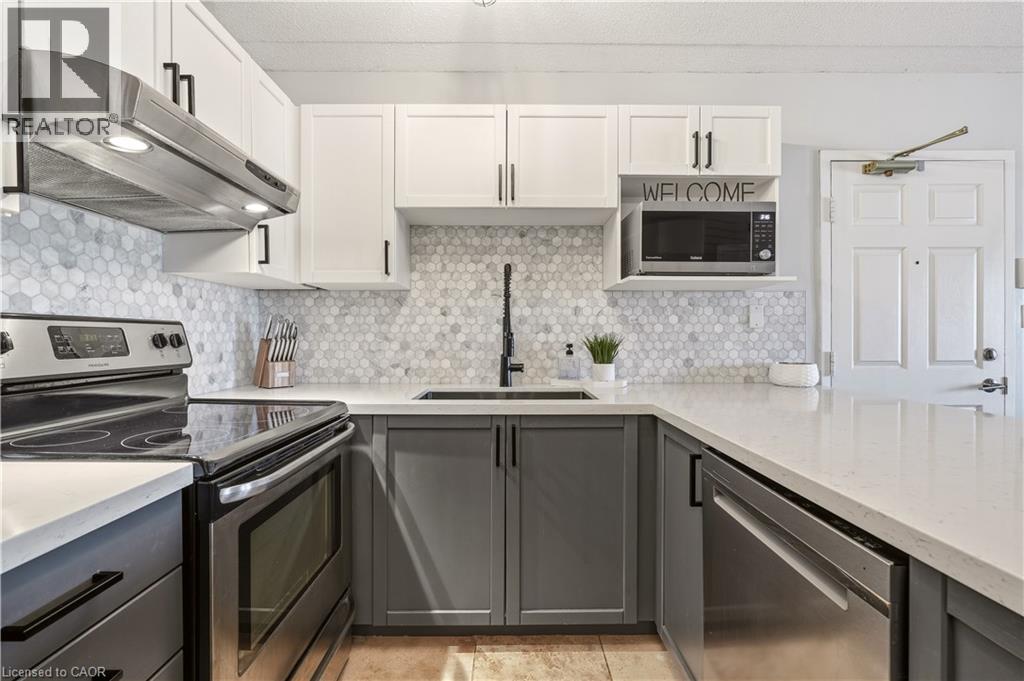 1451 Walkers Line Unit# 304, Burlington, Ontario  L7M 4P1 - Photo 4 - 40825791