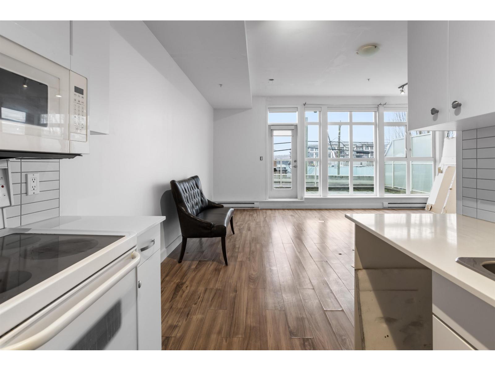 202 20238 Fraser Highway, Langley, British Columbia  V3A 4E6 - Photo 6 - R3117914
