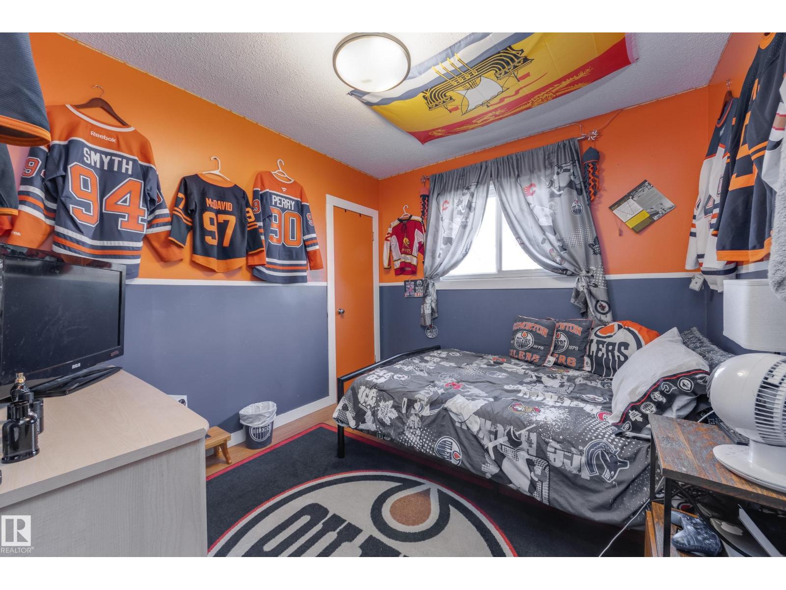 10462 159 St Nw, Edmonton, Alberta  T5P 3A7 - Photo 11 - E4484948