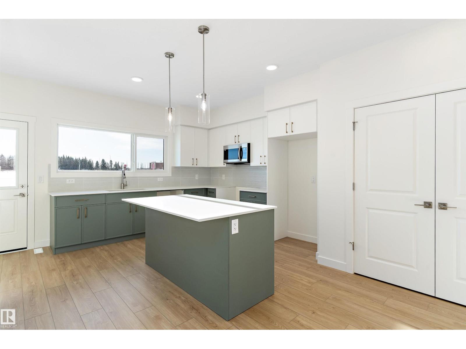 6285 175a Av Nw, Edmonton, Alberta  T5Y 4A5 - Photo 11 - E4484950