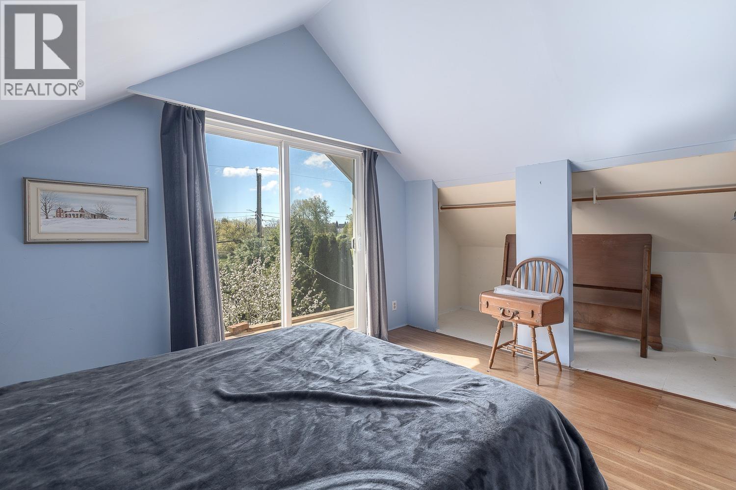 2002 E 13th Avenue, Vancouver, British Columbia  V5N 2C4 - Photo 22 - R3117376