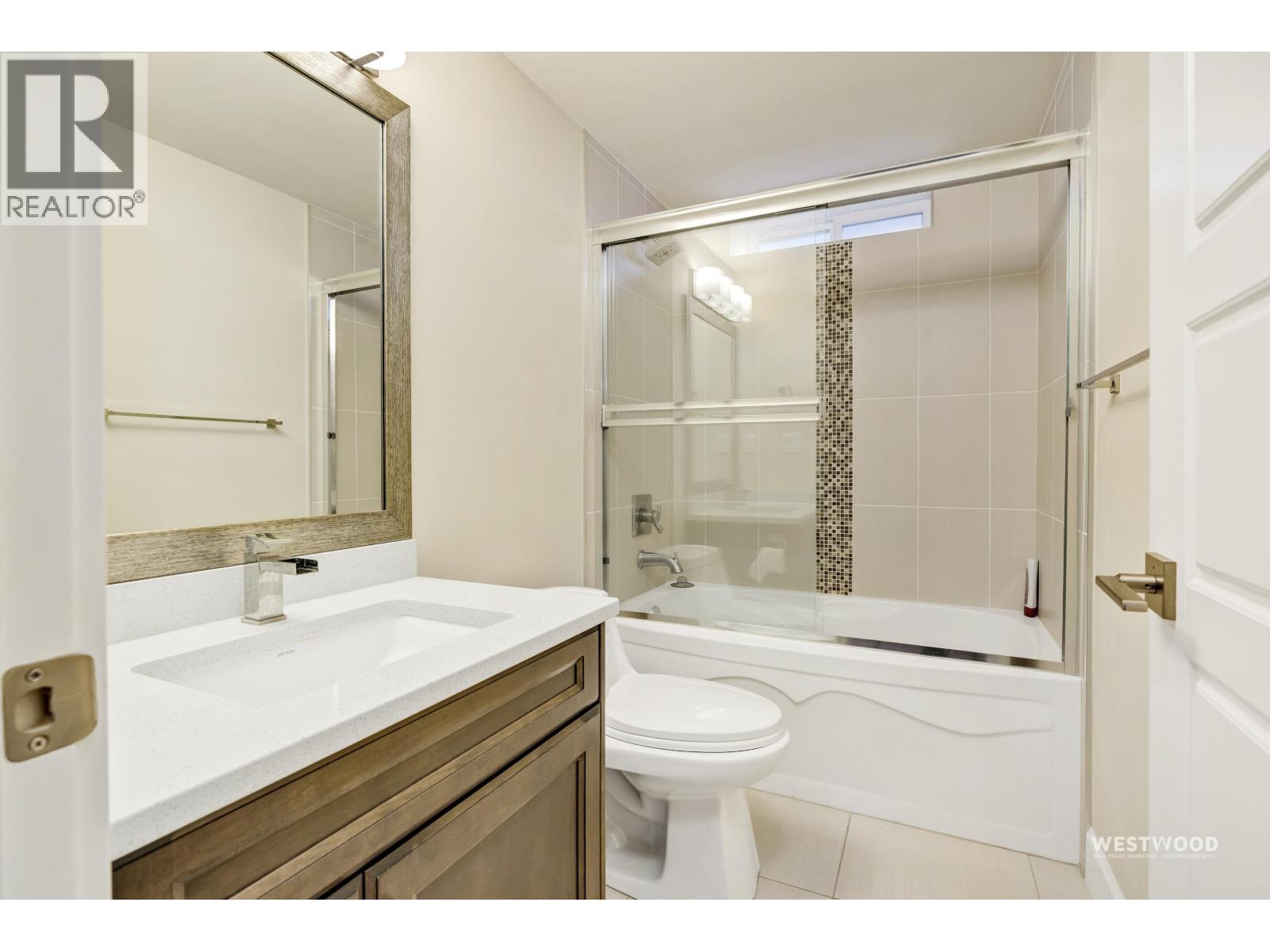 1870 Sperling Avenue, Burnaby, British Columbia  V5B 4K5 - Photo 36 - R3117013