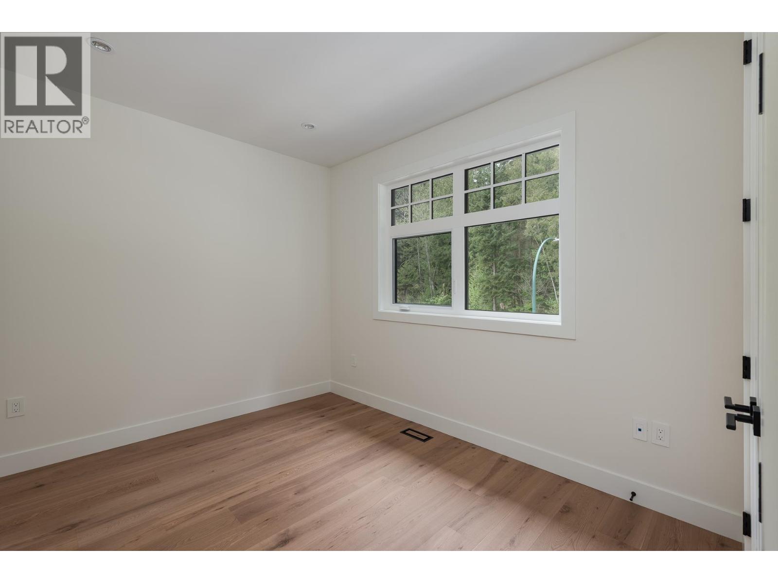 3506 Danielson Drive, Coquitlam, British Columbia  V3E 3H2 - Photo 33 - R3116927