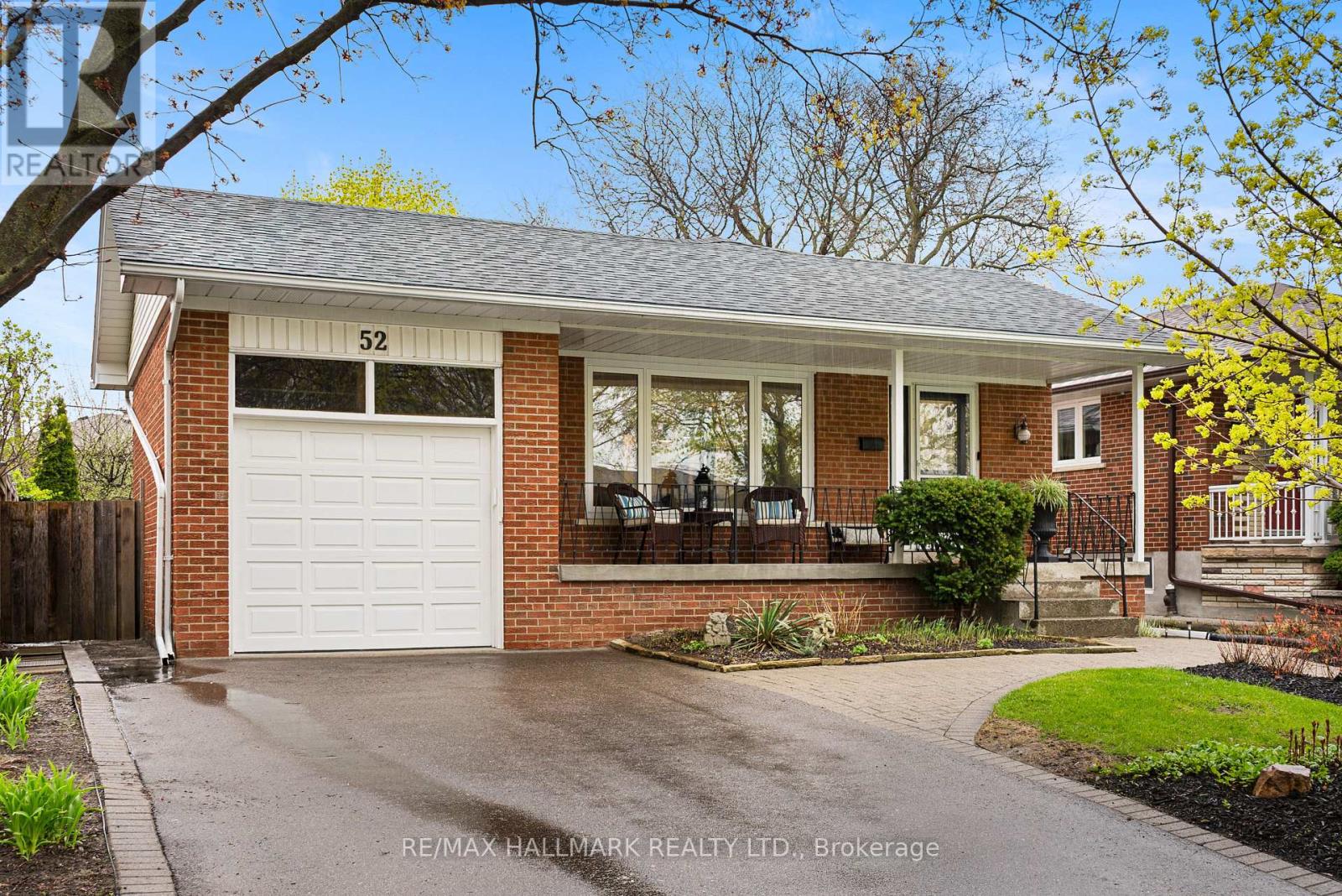 52 RICHLAND CRESCENT, Toronto, Ontario