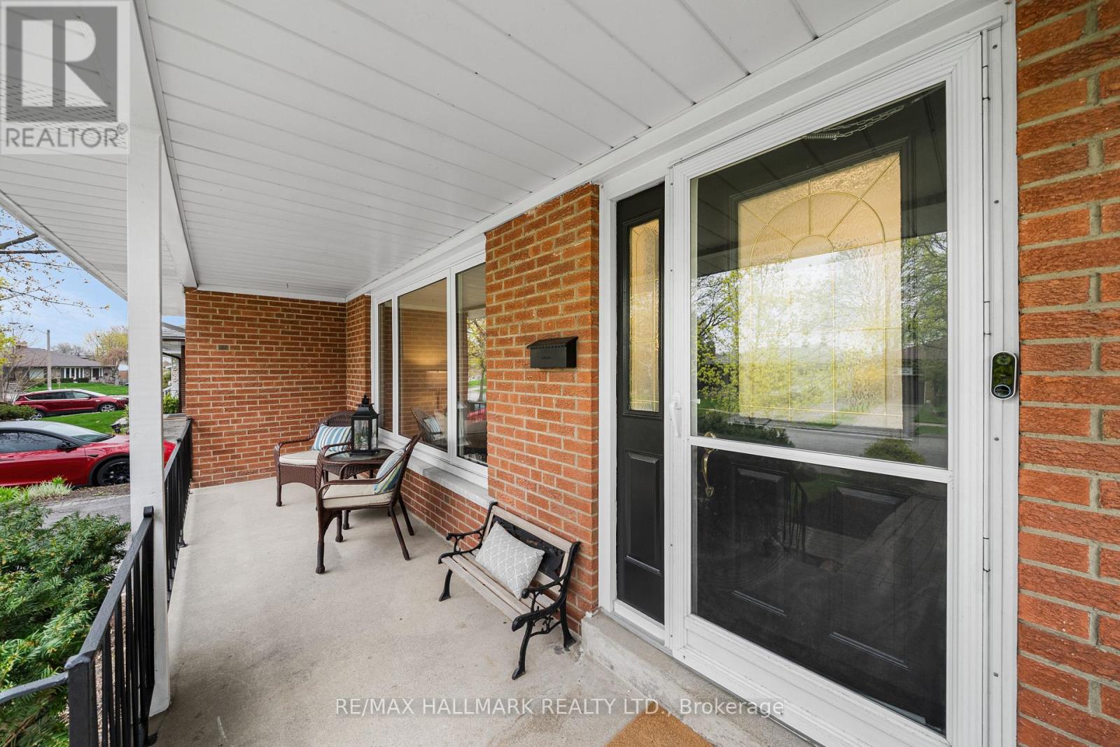 52 Richland Crescent, Toronto, Ontario  M9C 4C3 - Photo 2 - W13064390