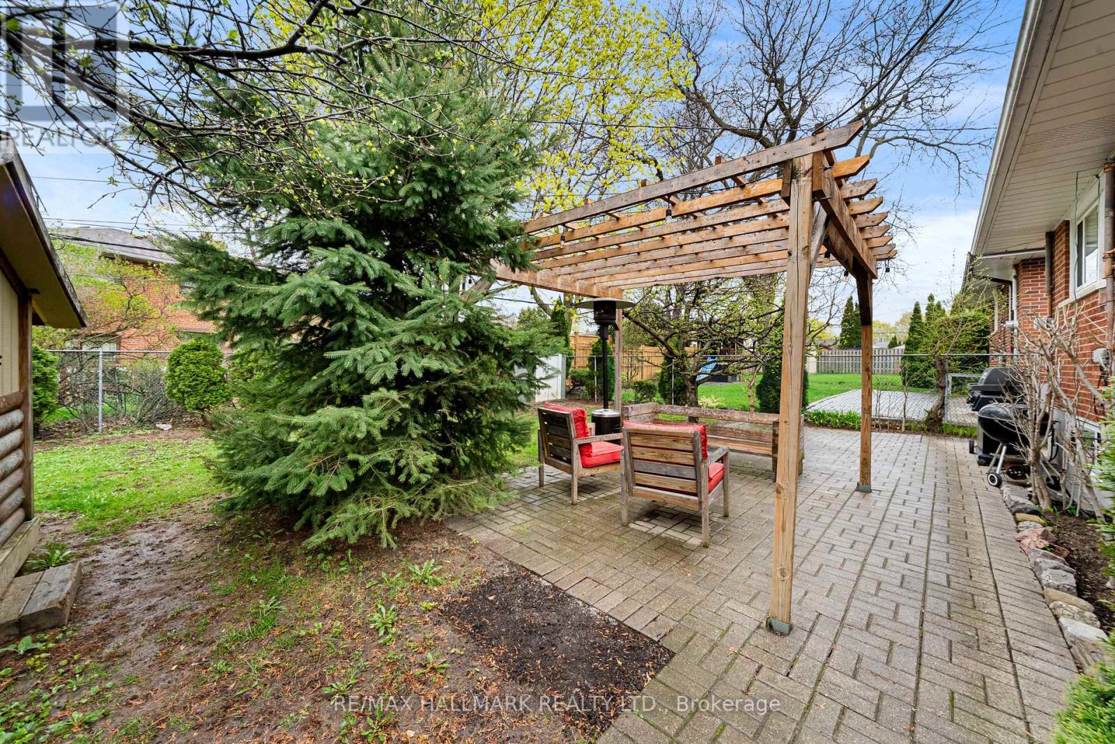 52 Richland Crescent, Toronto, Ontario  M9C 4C3 - Photo 36 - W13064390