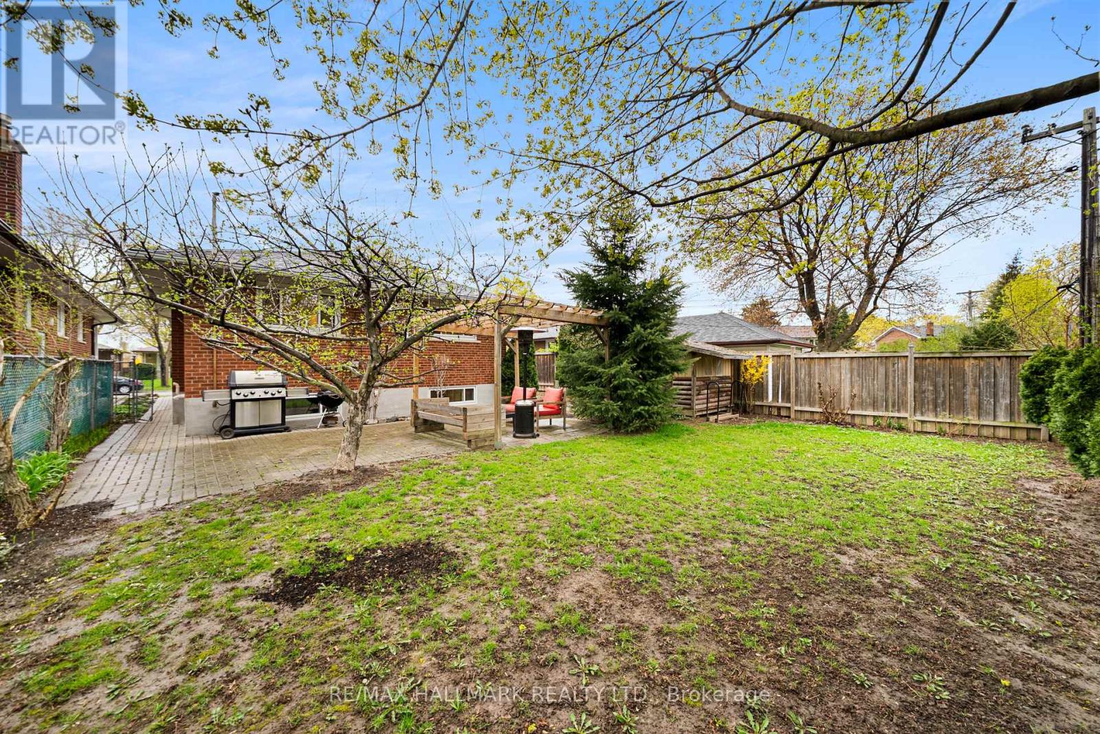 52 Richland Crescent, Toronto, Ontario  M9C 4C3 - Photo 40 - W13064390