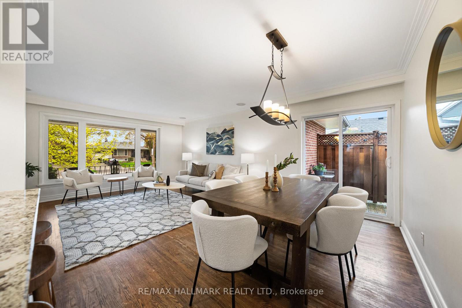 52 Richland Crescent, Toronto, Ontario  M9C 4C3 - Photo 7 - W13064390