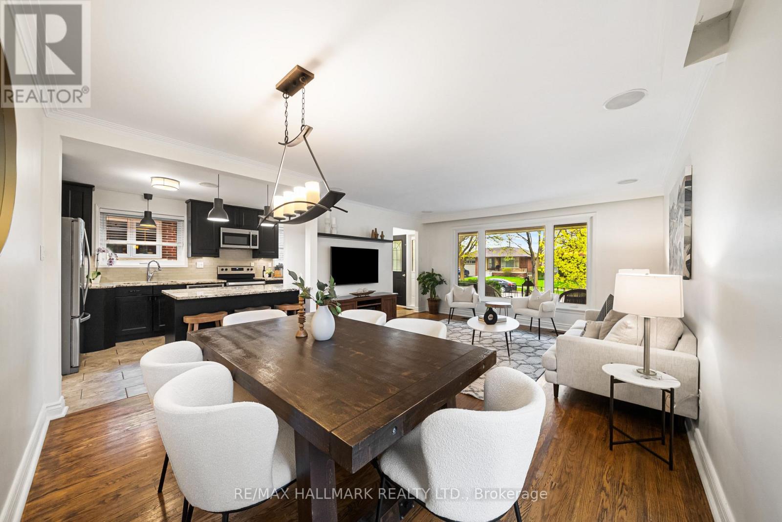 52 Richland Crescent, Toronto, Ontario  M9C 4C3 - Photo 8 - W13064390