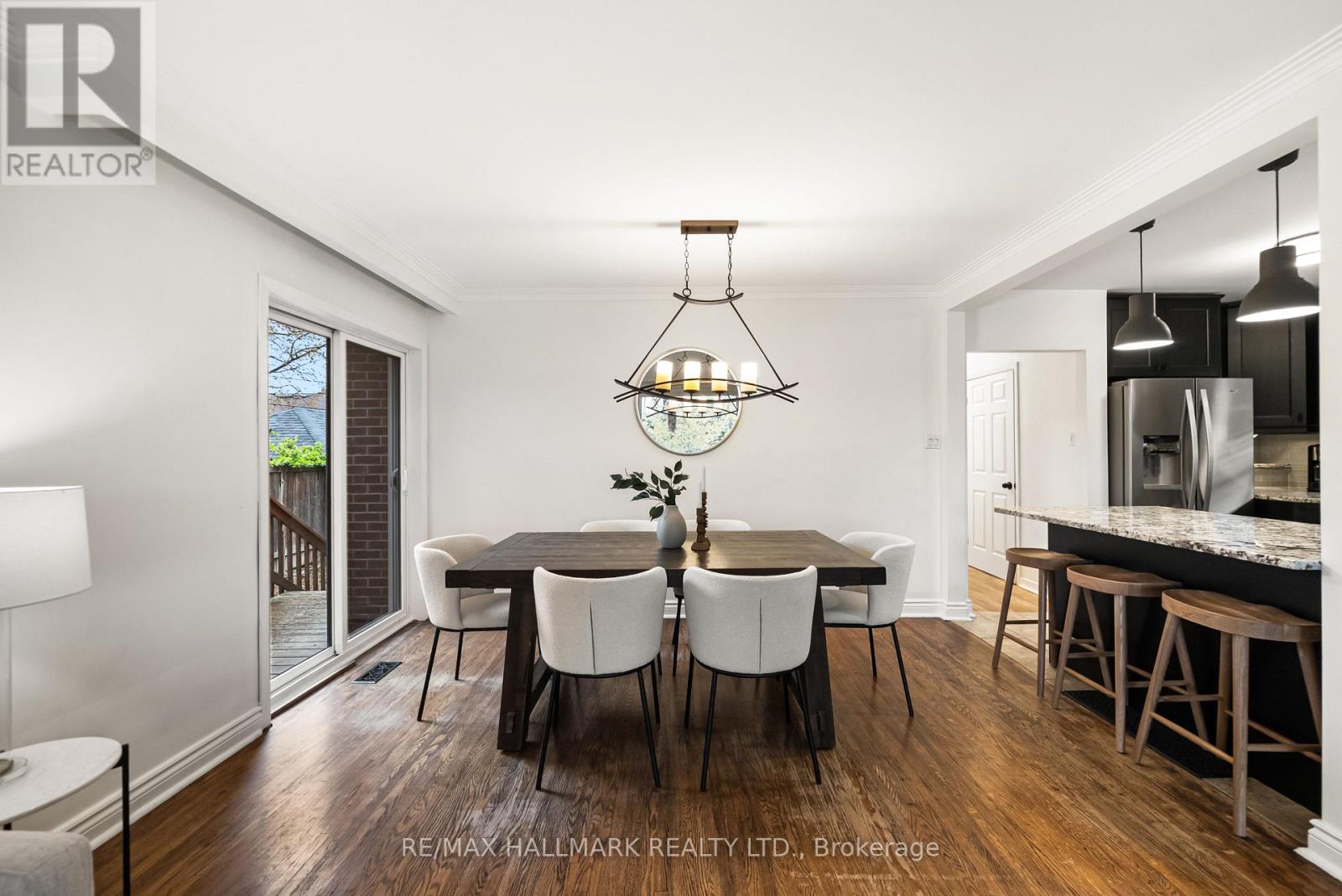 52 Richland Crescent, Toronto, Ontario  M9C 4C3 - Photo 9 - W13064390