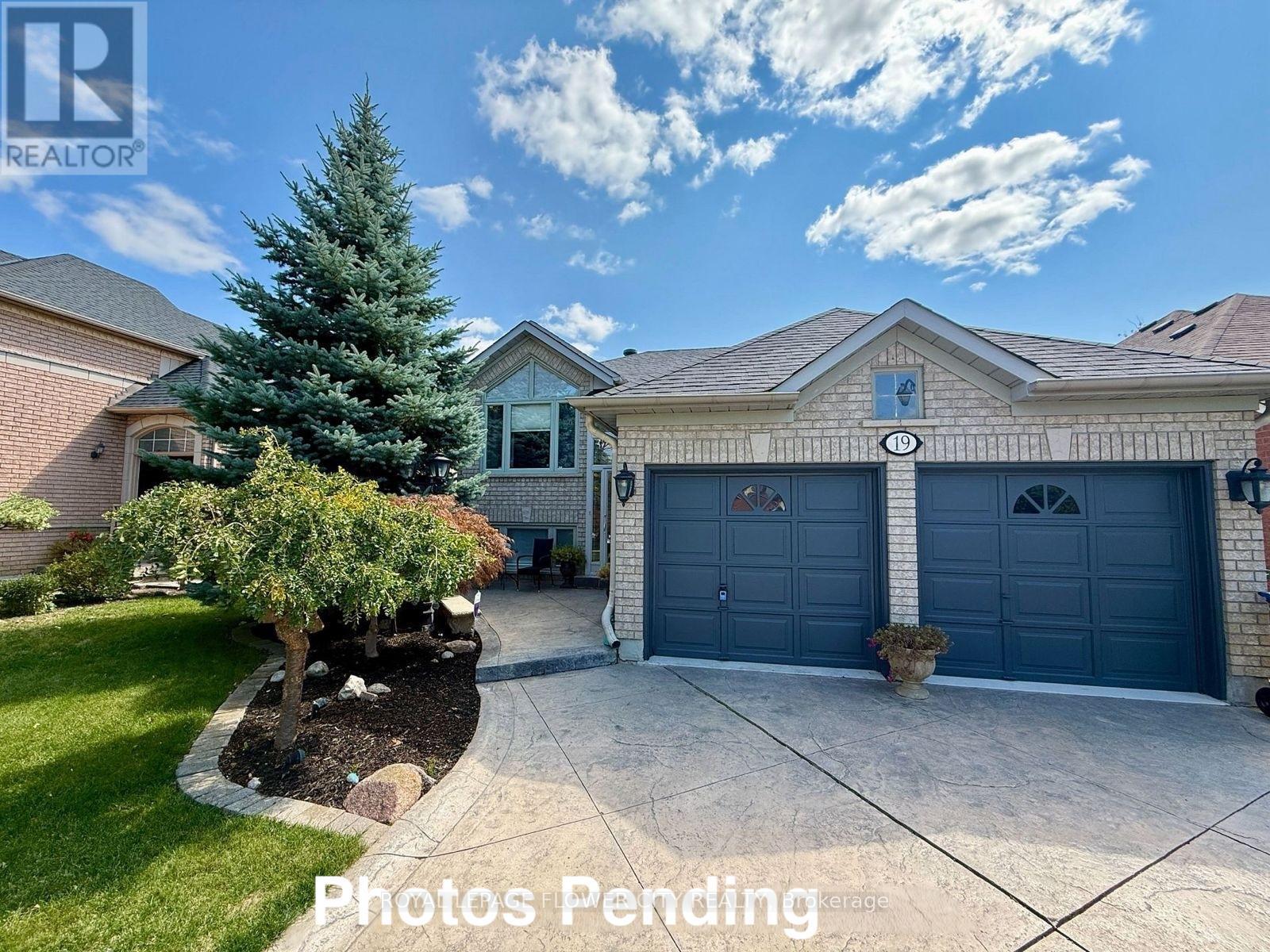 19 LIVINGSTON DRIVE, Caledon, Ontario
