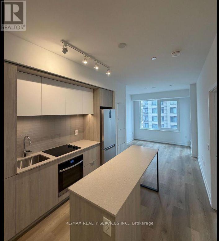 3611 - 395 Square One Drive, Mississauga, Ontario  L5B 0P6 - Photo 2 - W13064422