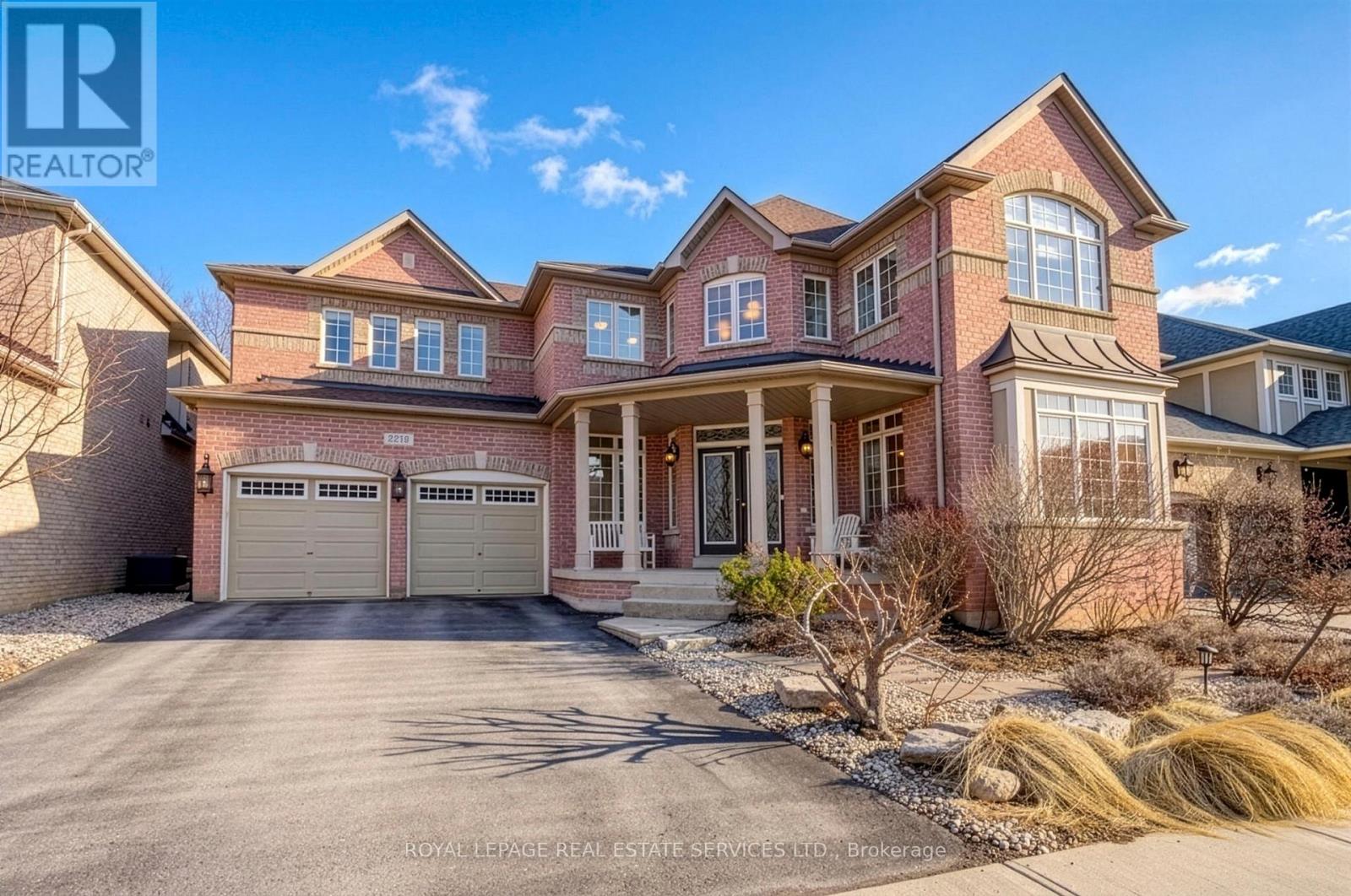 2219 WUTHERING HEIGHTS WAY, Oakville, Ontario