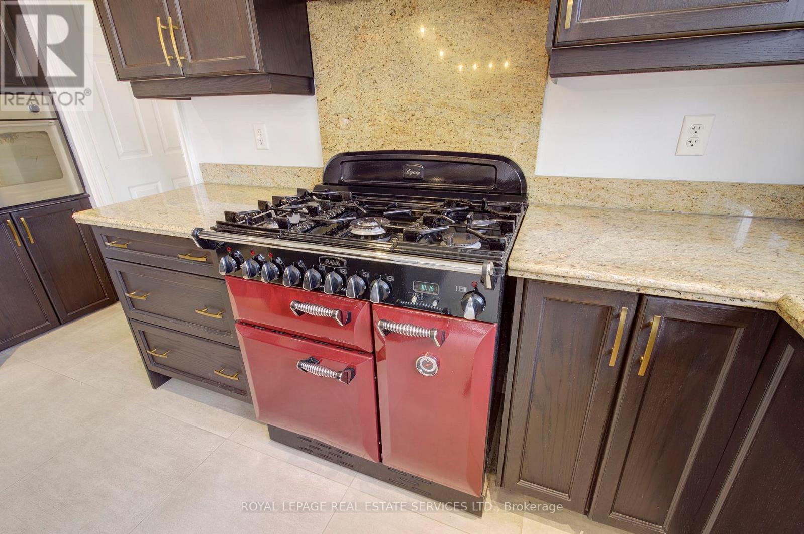 2219 Wuthering Heights Way, Oakville, Ontario  L6M 0A3 - Photo 13 - W13064478