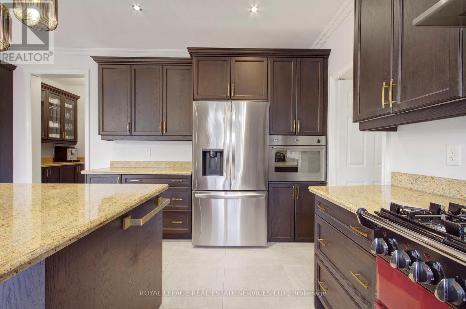 2219 Wuthering Heights Way, Oakville, Ontario  L6M 0A3 - Photo 14 - W13064478