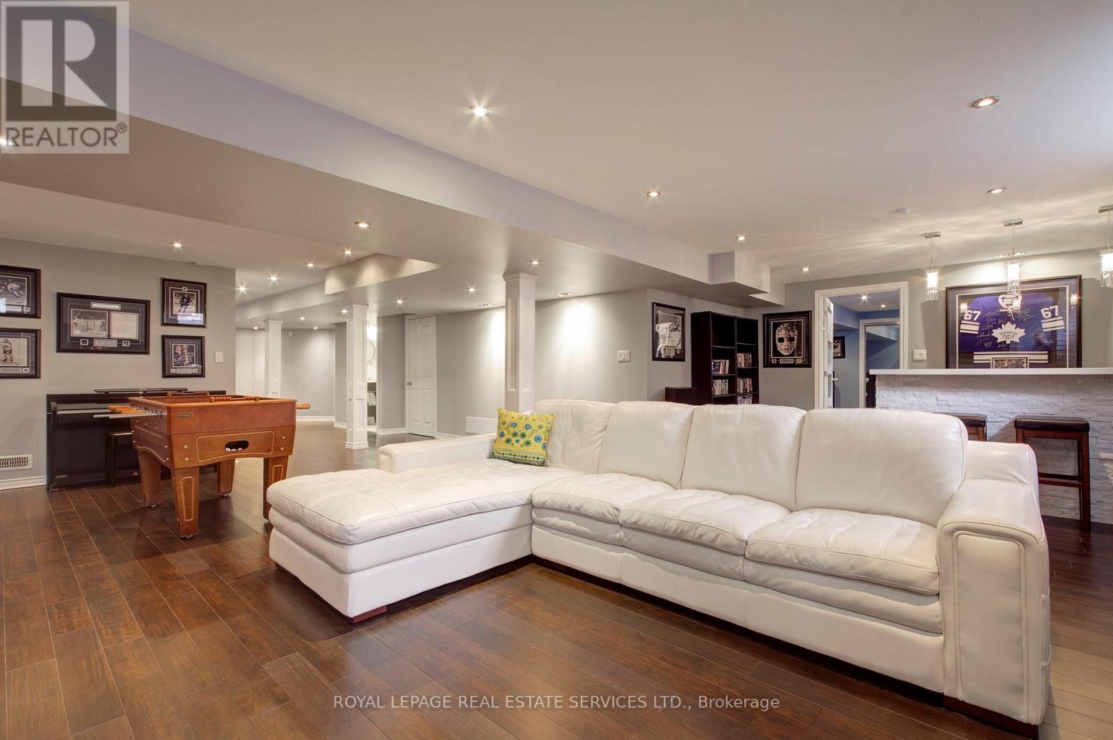 2219 Wuthering Heights Way, Oakville, Ontario  L6M 0A3 - Photo 35 - W13064478