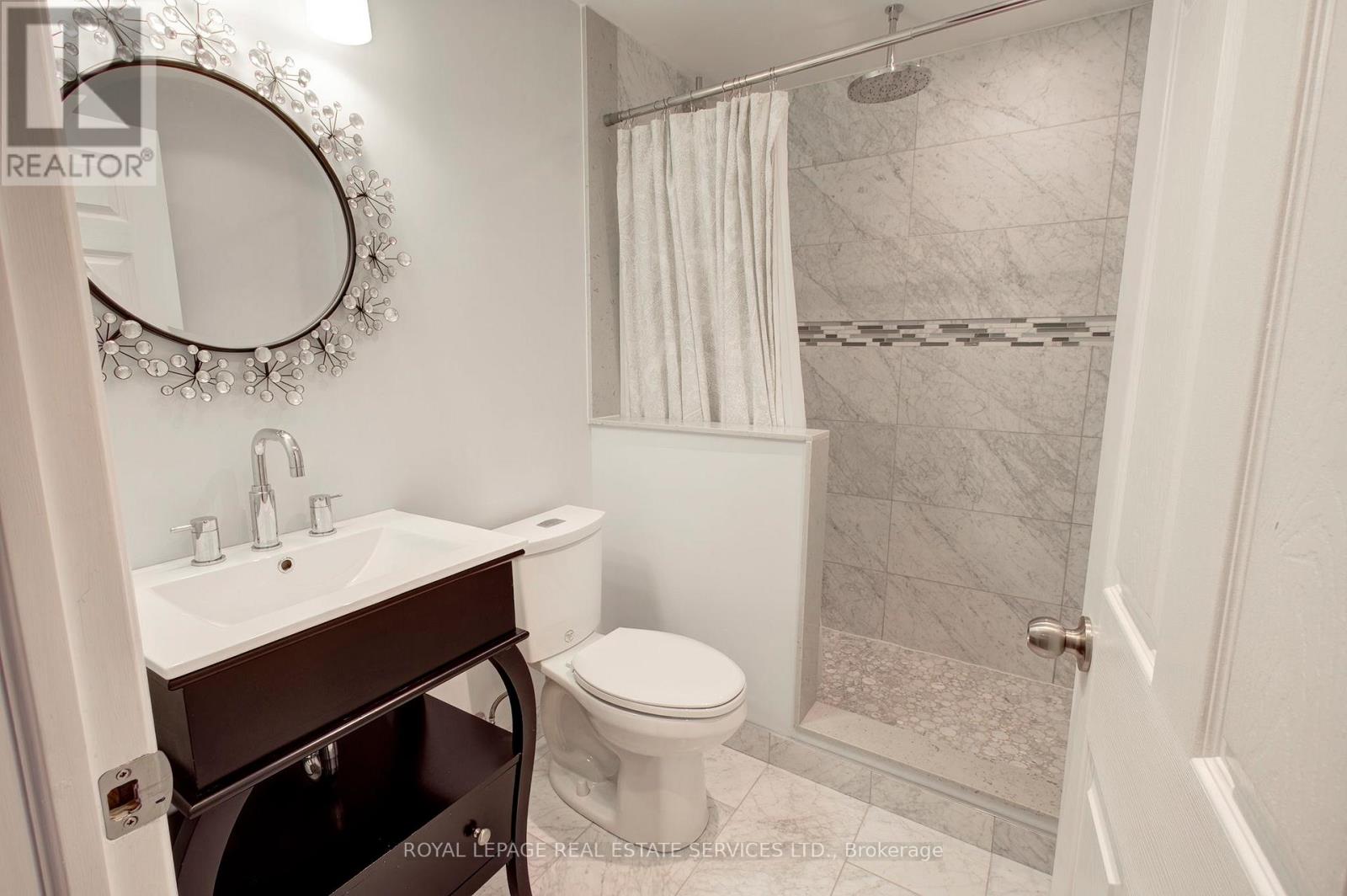 2219 Wuthering Heights Way, Oakville, Ontario  L6M 0A3 - Photo 40 - W13064478