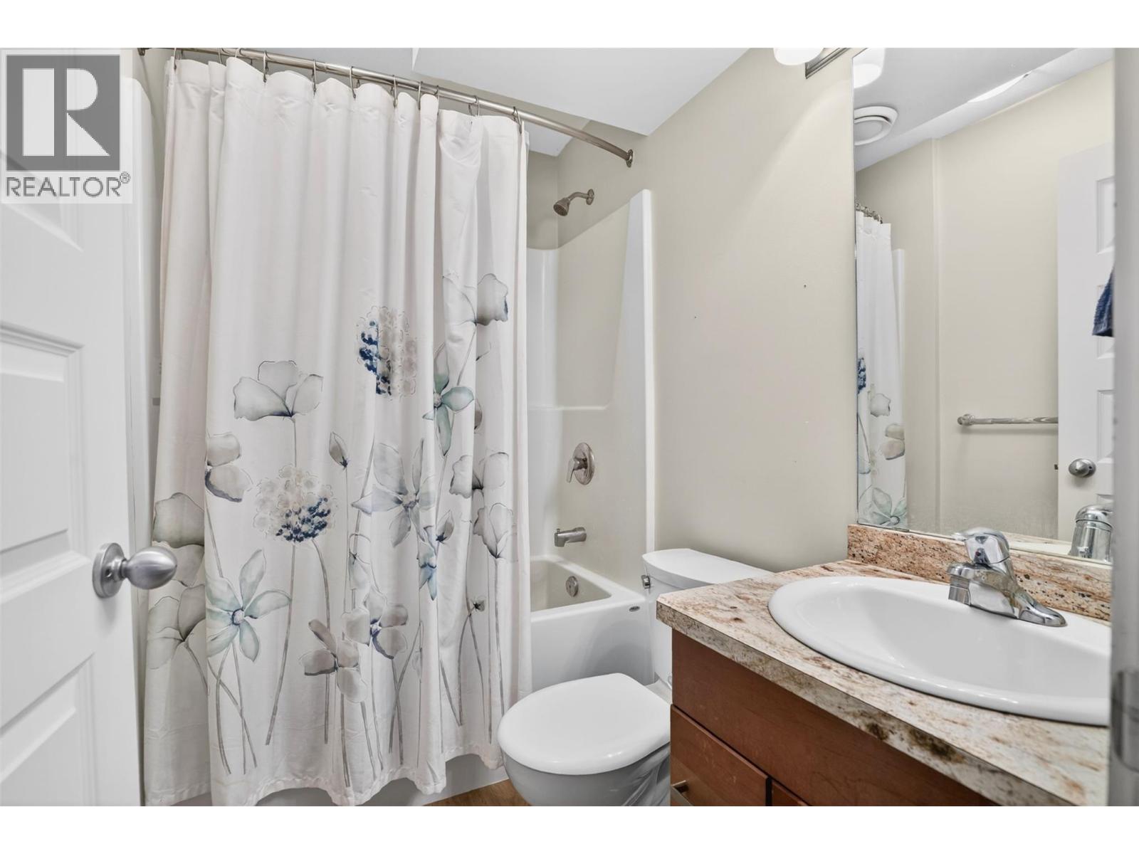 702 Richards Street, Nelson, British Columbia  V1L 5K6 - Photo 59 - 10385251