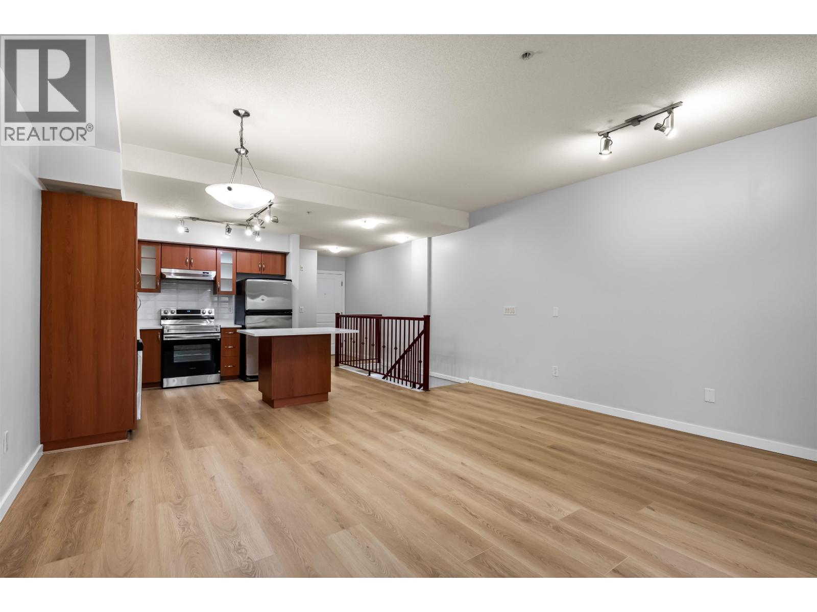 104 160 Shoreline Circle, Port Moody, British Columbia  V3H 0B2 - Photo 7 - R3117391