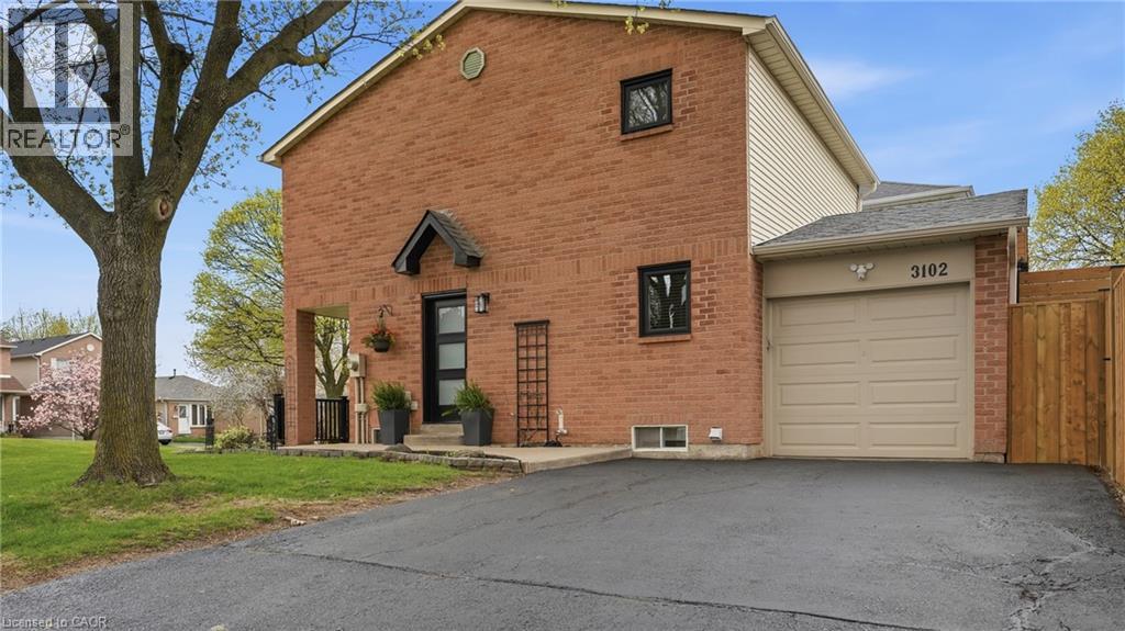 3102 Cantelon Crescent, Mississauga, Ontario  L5N 3J8 - Photo 2 - 40825549