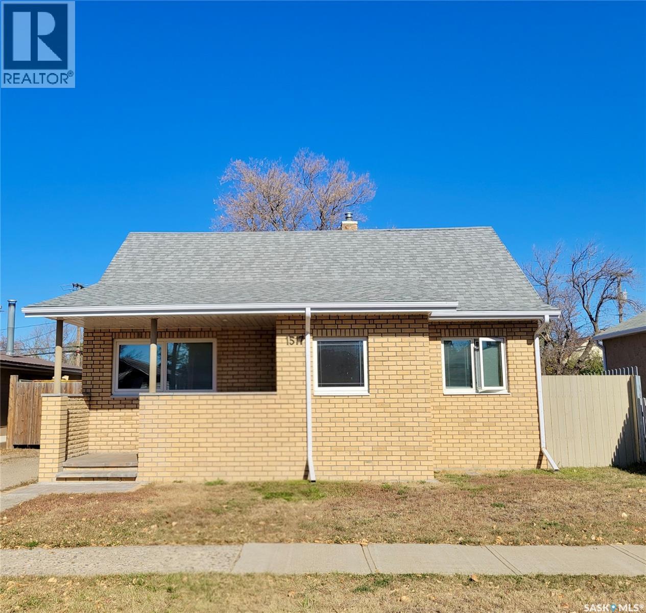1517 3rd Street, Estevan, Saskatchewan  S4A 0S5 - Photo 1 - SK034469
