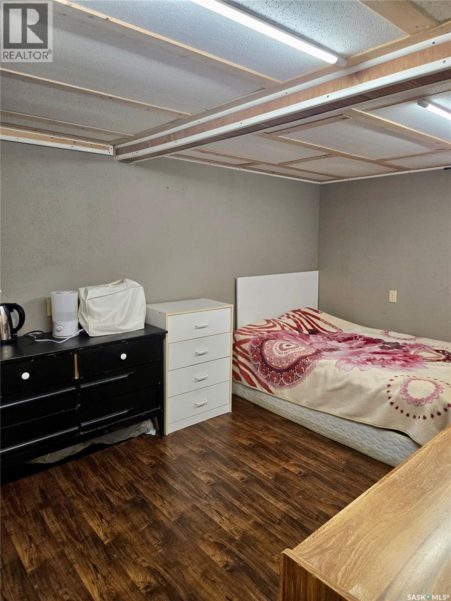 1517 3rd Street, Estevan, Saskatchewan  S4A 0S5 - Photo 21 - SK034469
