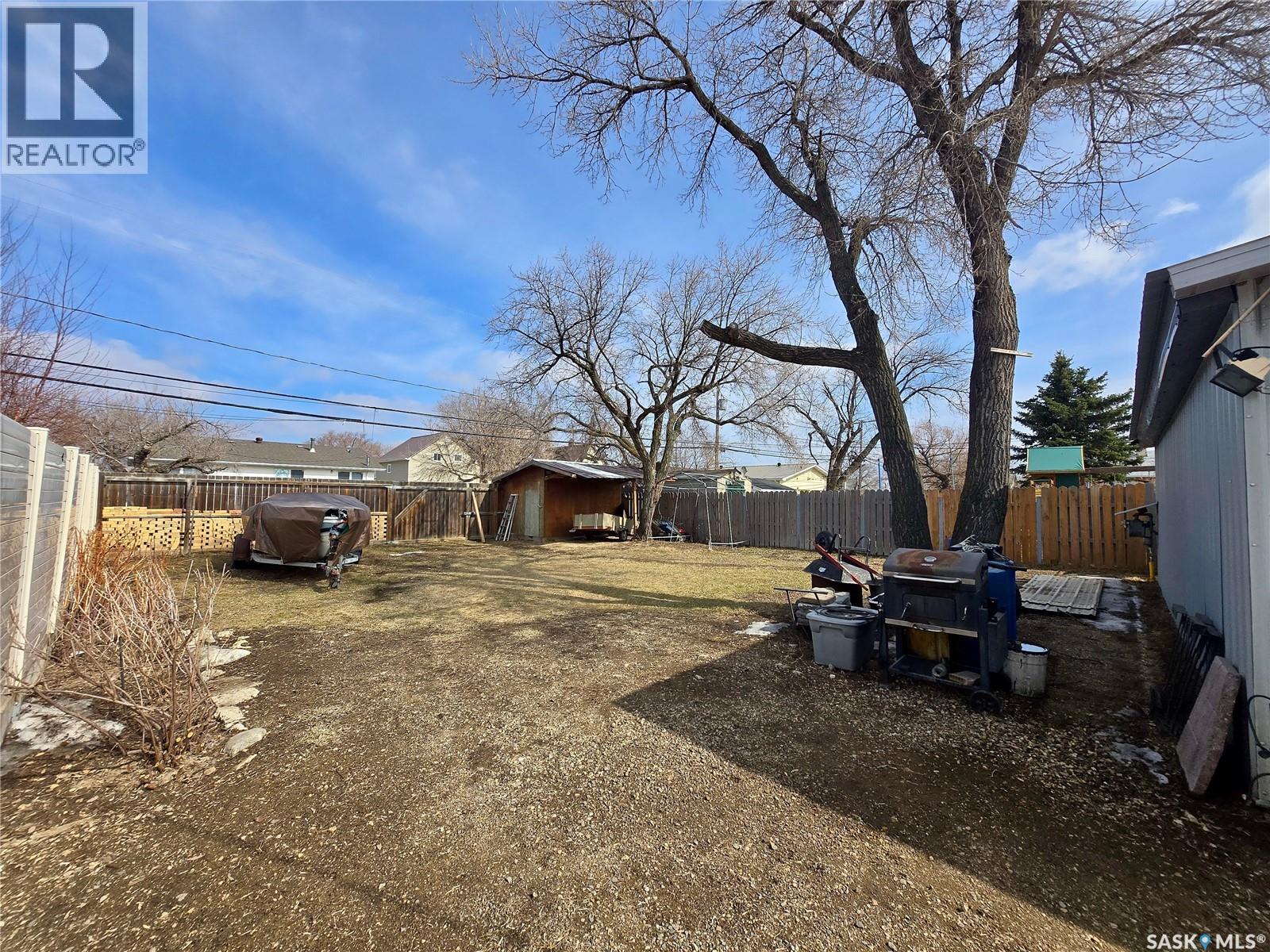 1517 3rd Street, Estevan, Saskatchewan  S4A 0S5 - Photo 26 - SK034469