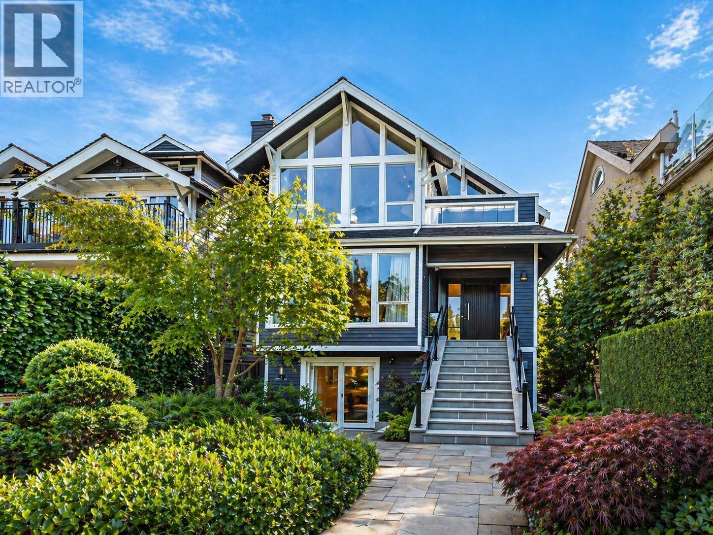3262 W 1st Avenue, Vancouver, British Columbia  V6K 1H5 - Photo 2 - R3117250