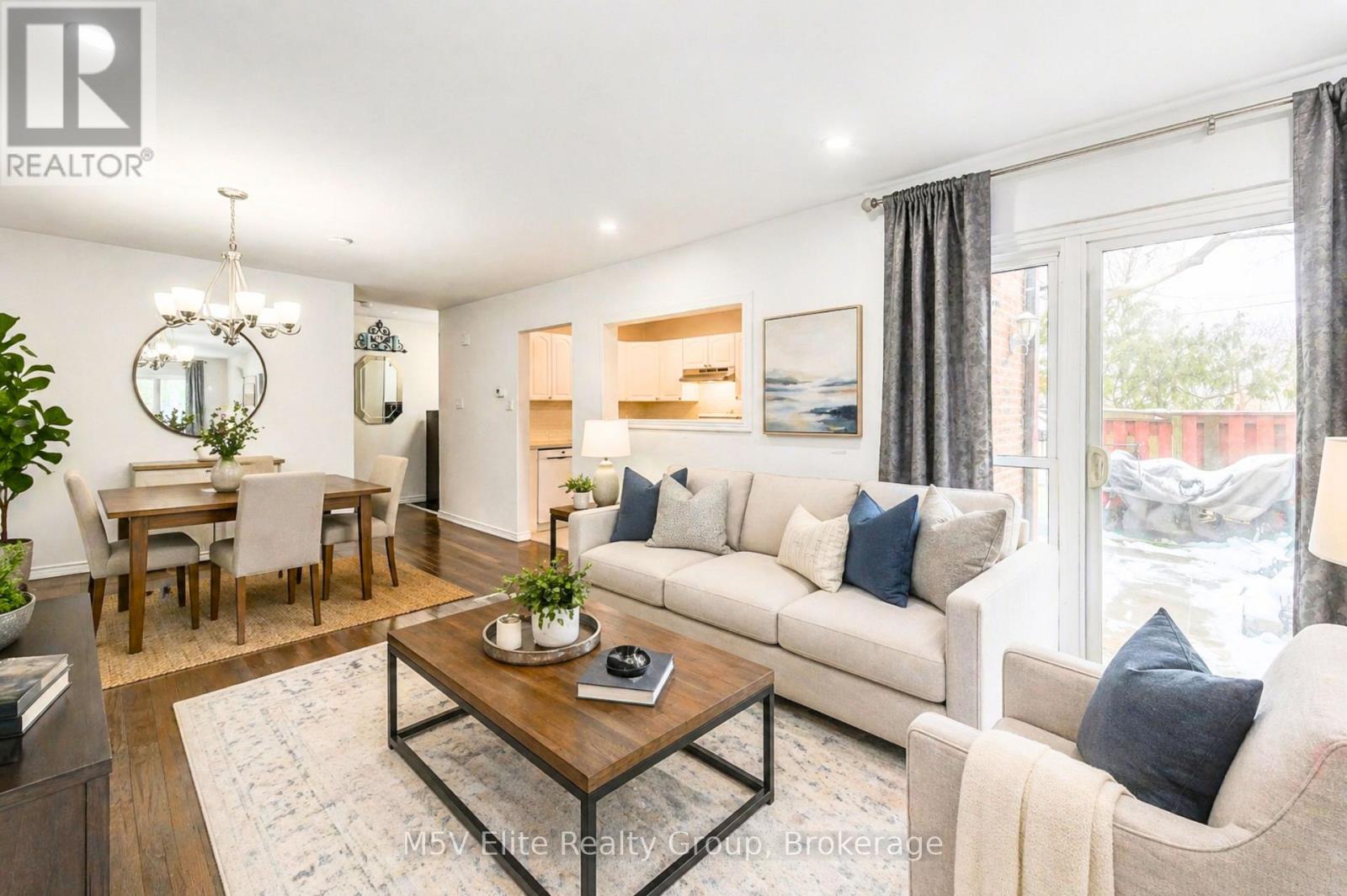 2 - 105 Dovedale Drive, Whitby, Ontario  L1N 1Z7 - Photo 4 - E13064416