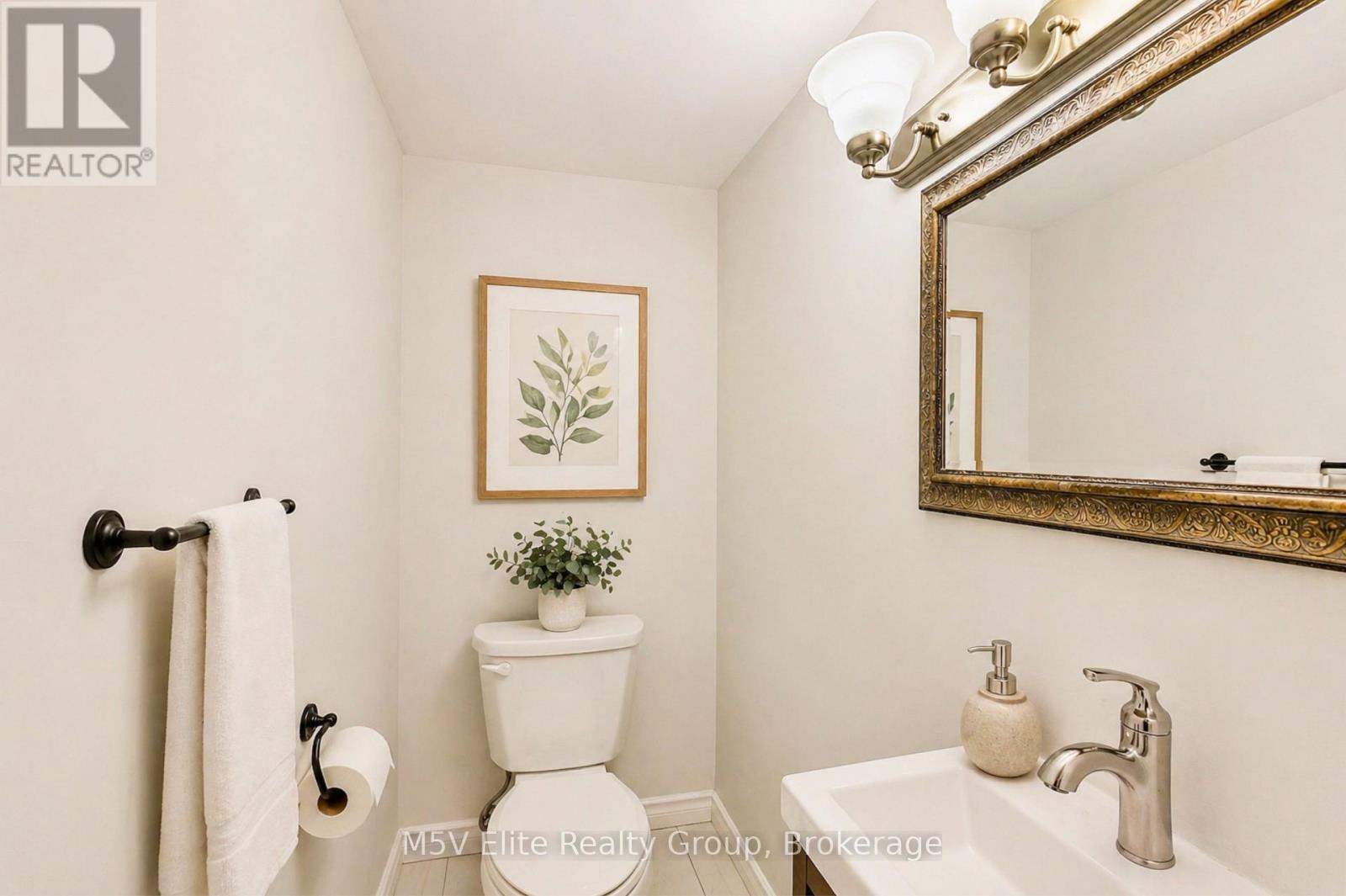 2 - 105 Dovedale Drive, Whitby, Ontario  L1N 1Z7 - Photo 13 - E13064416
