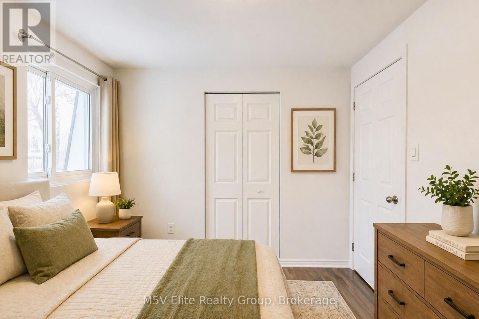 2 - 105 Dovedale Drive, Whitby, Ontario  L1N 1Z7 - Photo 11 - E13064416