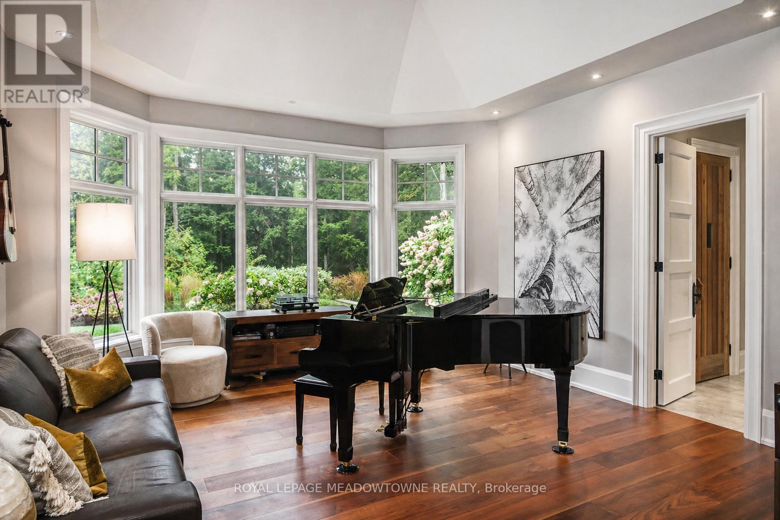 13160 Nassagaweya Esquesing Townline, Milton, Ontario  L7J 2L7 - Photo 14 - W12438371